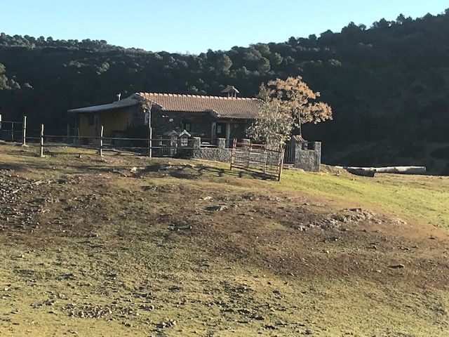 Chiveras Bajas Rural Shelter